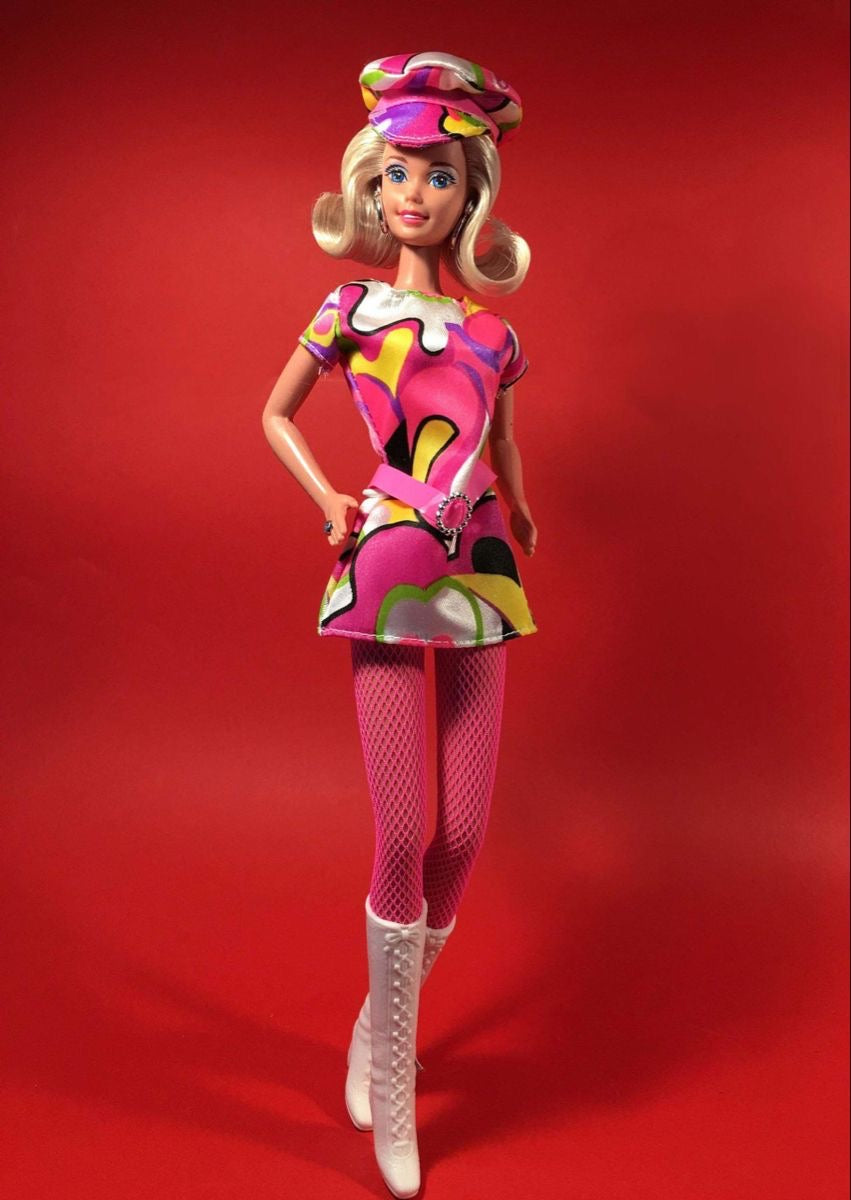 Sixties Fun Barbie Doll - Blonde (1997)