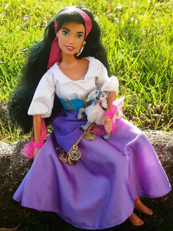 Disney's Hunchback of Notre Dame Esmeralda (1995)