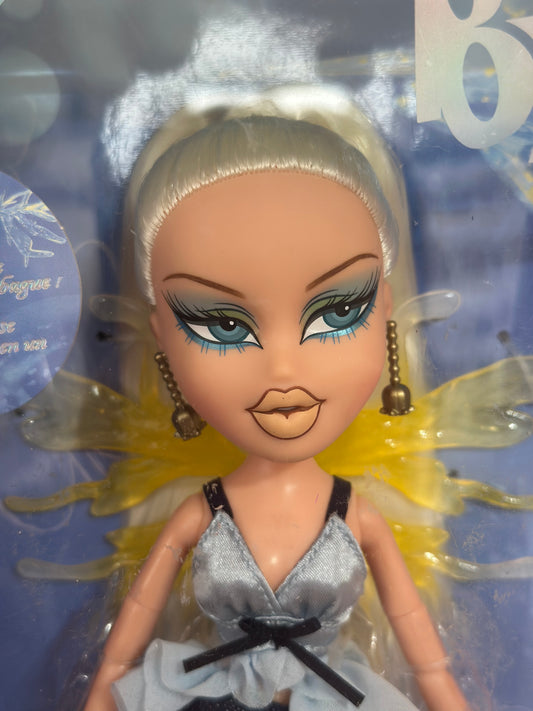 FASHION PIXIEZ REIMAGINED DOLL- Cloe (2025)