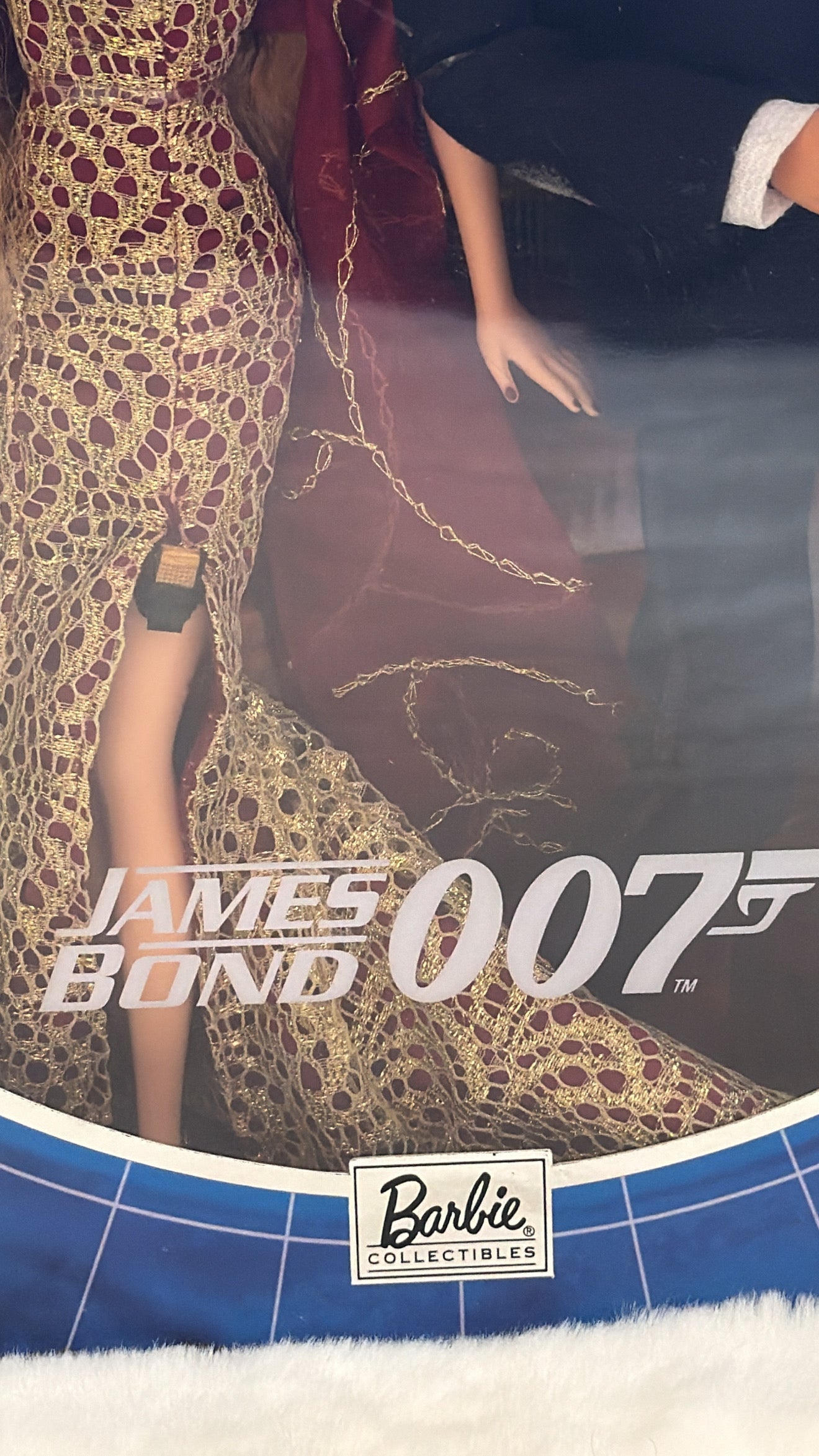 James Bond 007 Ken® and Barbie® Giftset (2002)