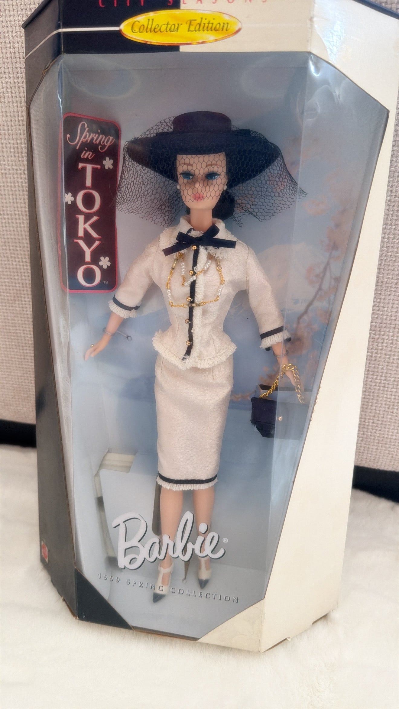 Vintage Spring in Tokyo™ Barbie® Doll (1999)