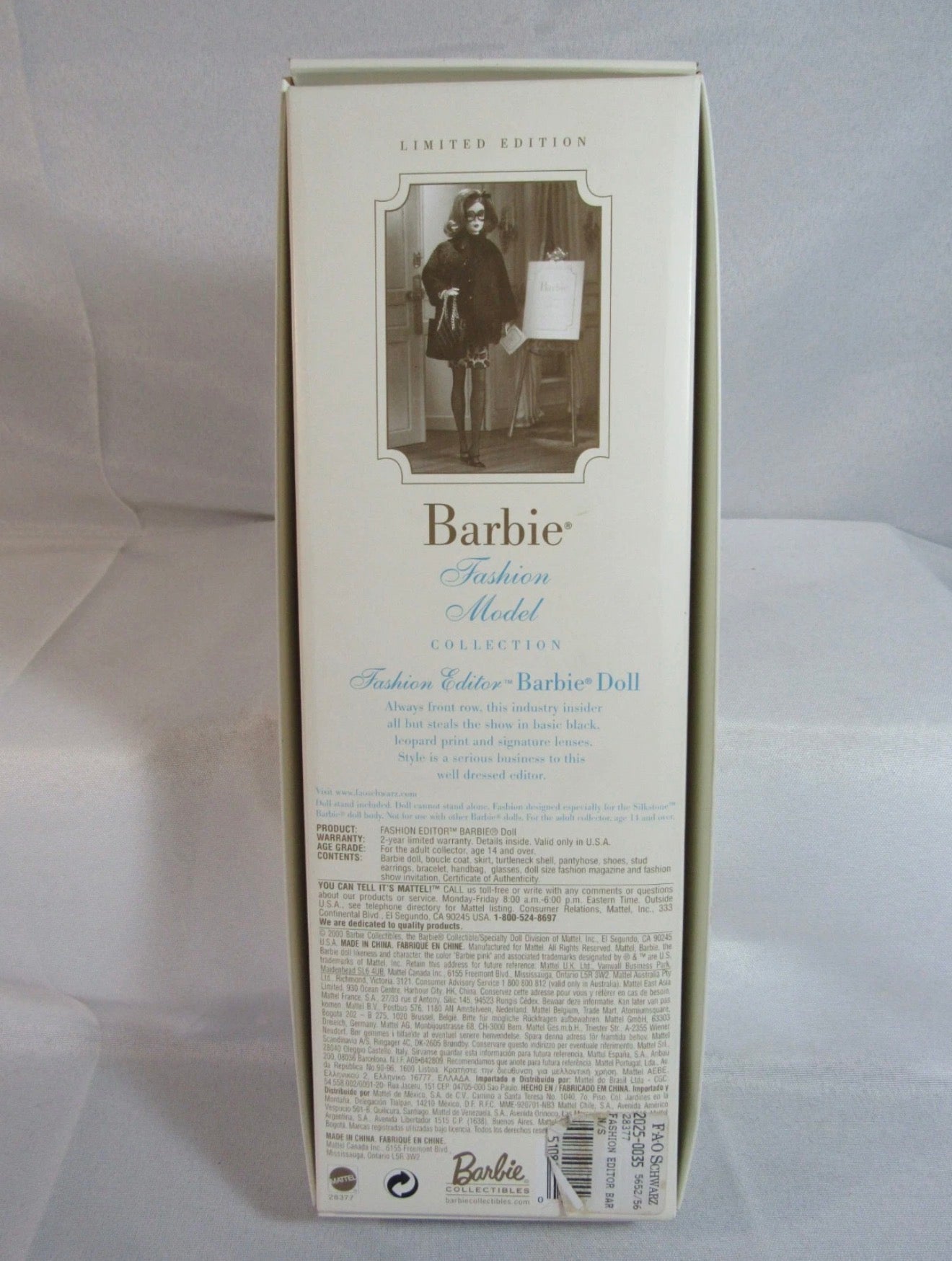 Fashion Editor™ Barbie® Doll (2000)