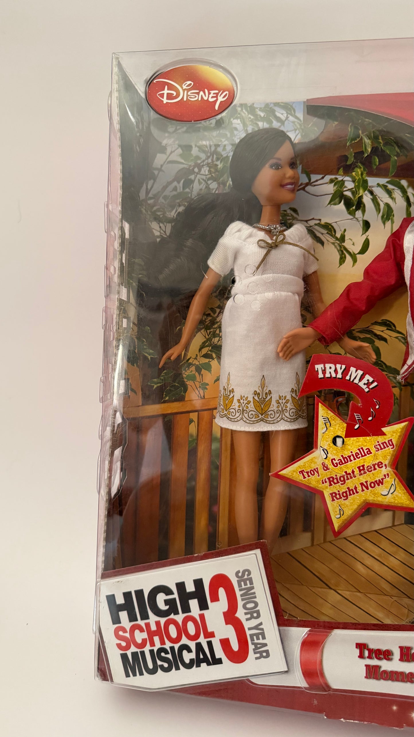 High School Musical 3 Tree House Moment™ Gabriella & Troy Dolls (2008)