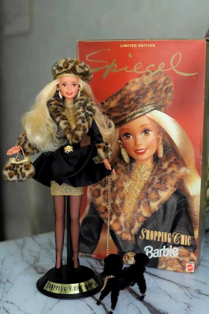 Shopping Chic Barbie Doll (1995)
