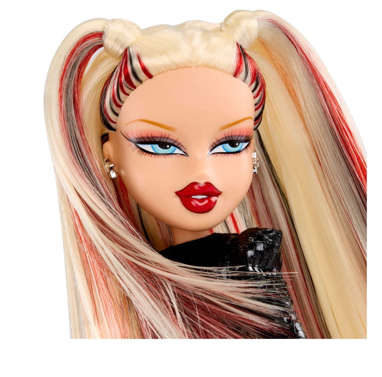 BRATZ POP STARZ DOLL- CLOE (2025)