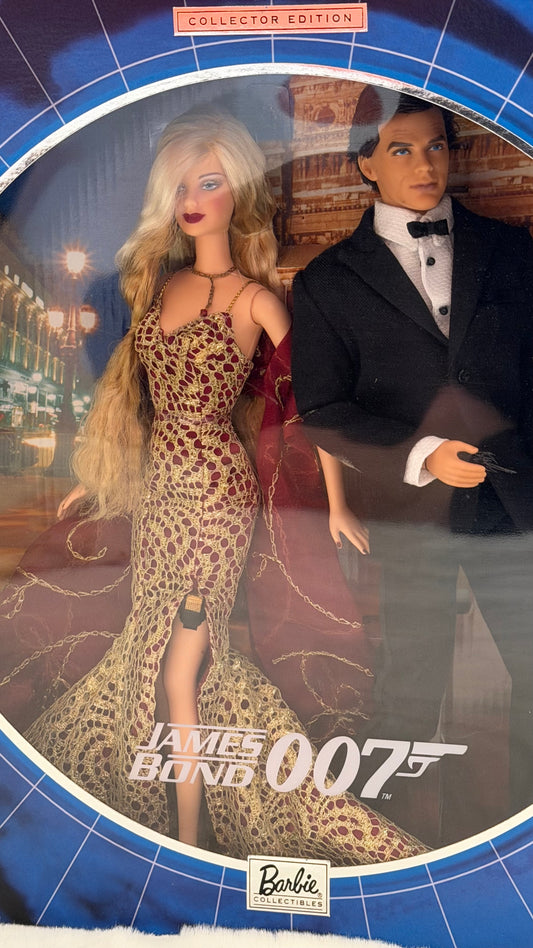 James Bond 007 Ken® and Barbie® Giftset (2002)