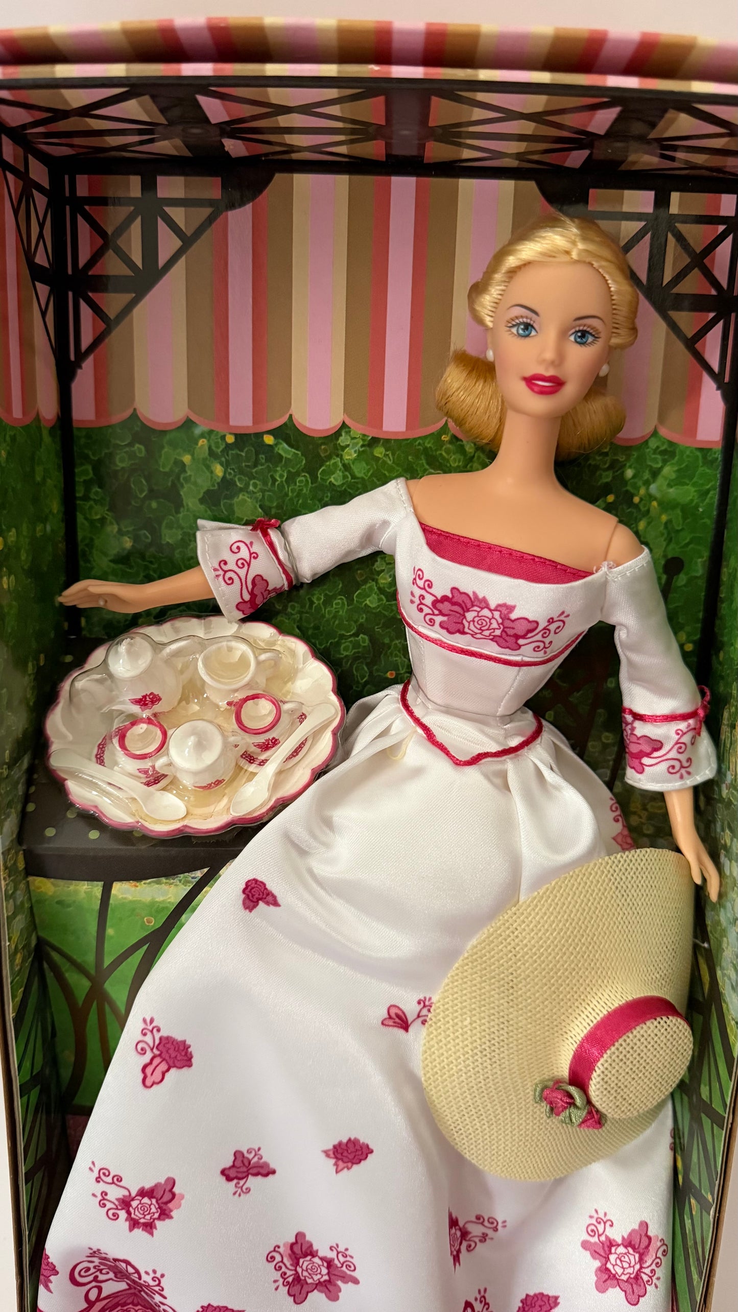 Barbie Victorian Tea (2003)