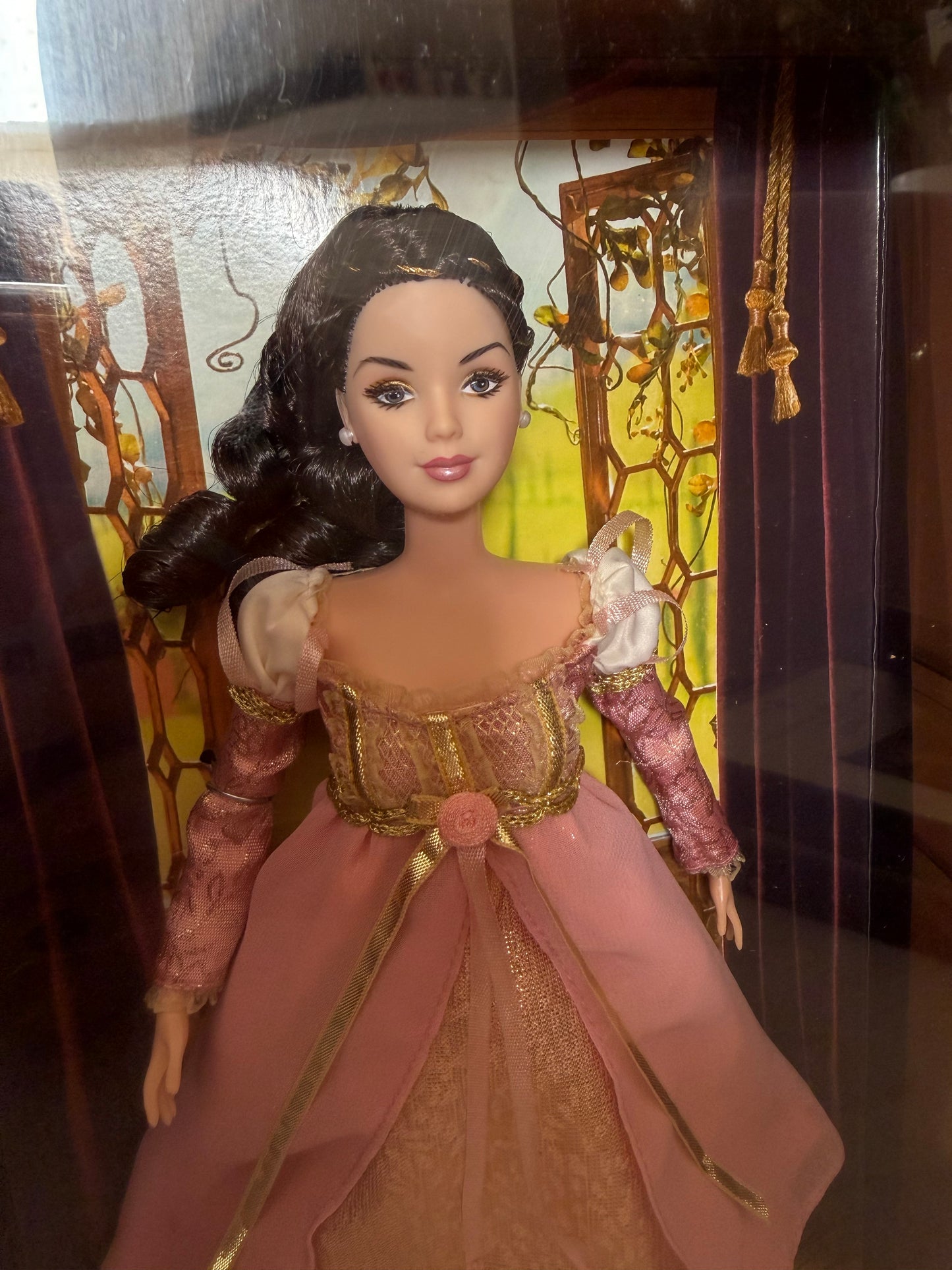 Barbie® Doll as Julieta (2004)