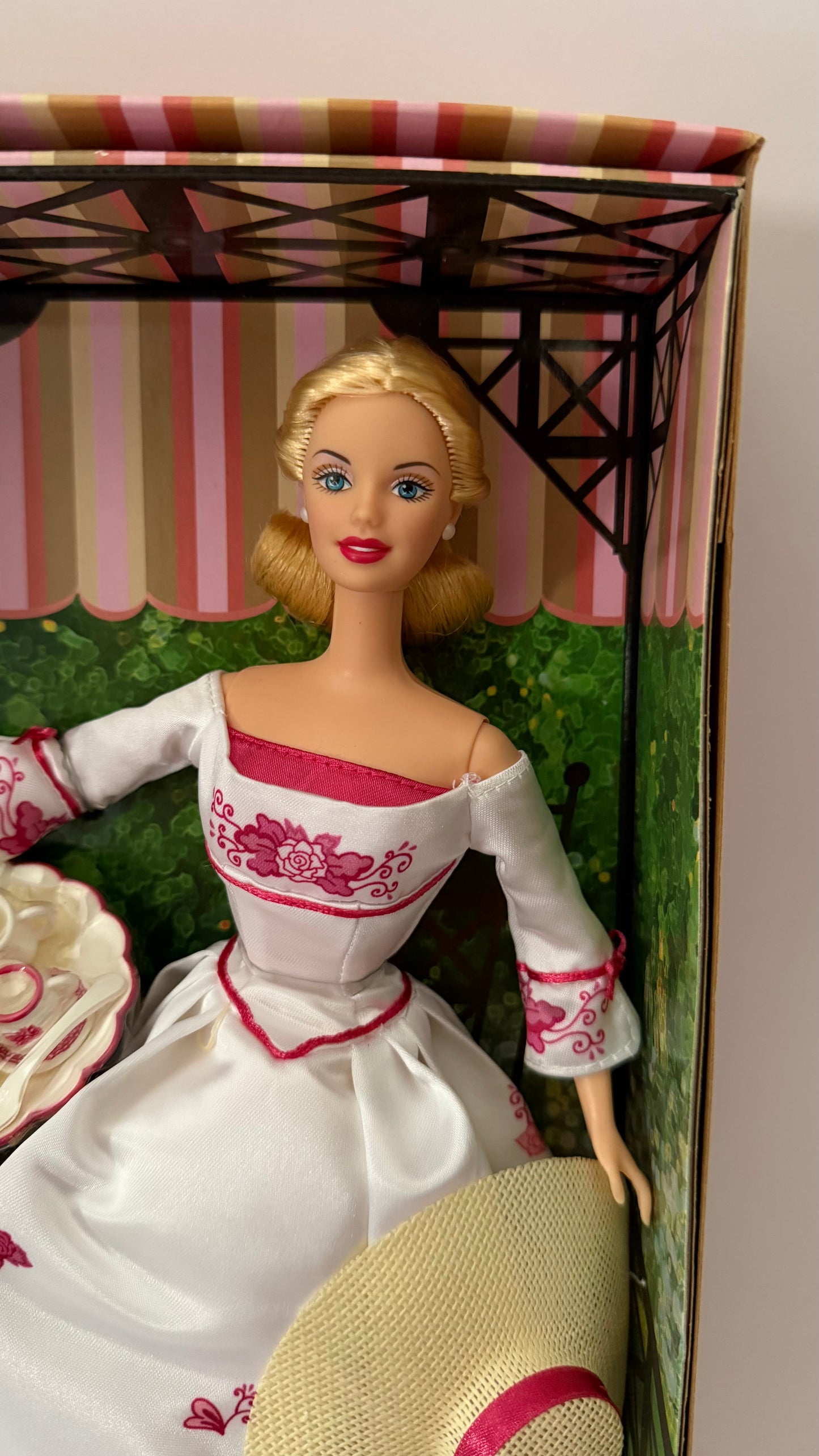 Barbie Victorian Tea (2003)