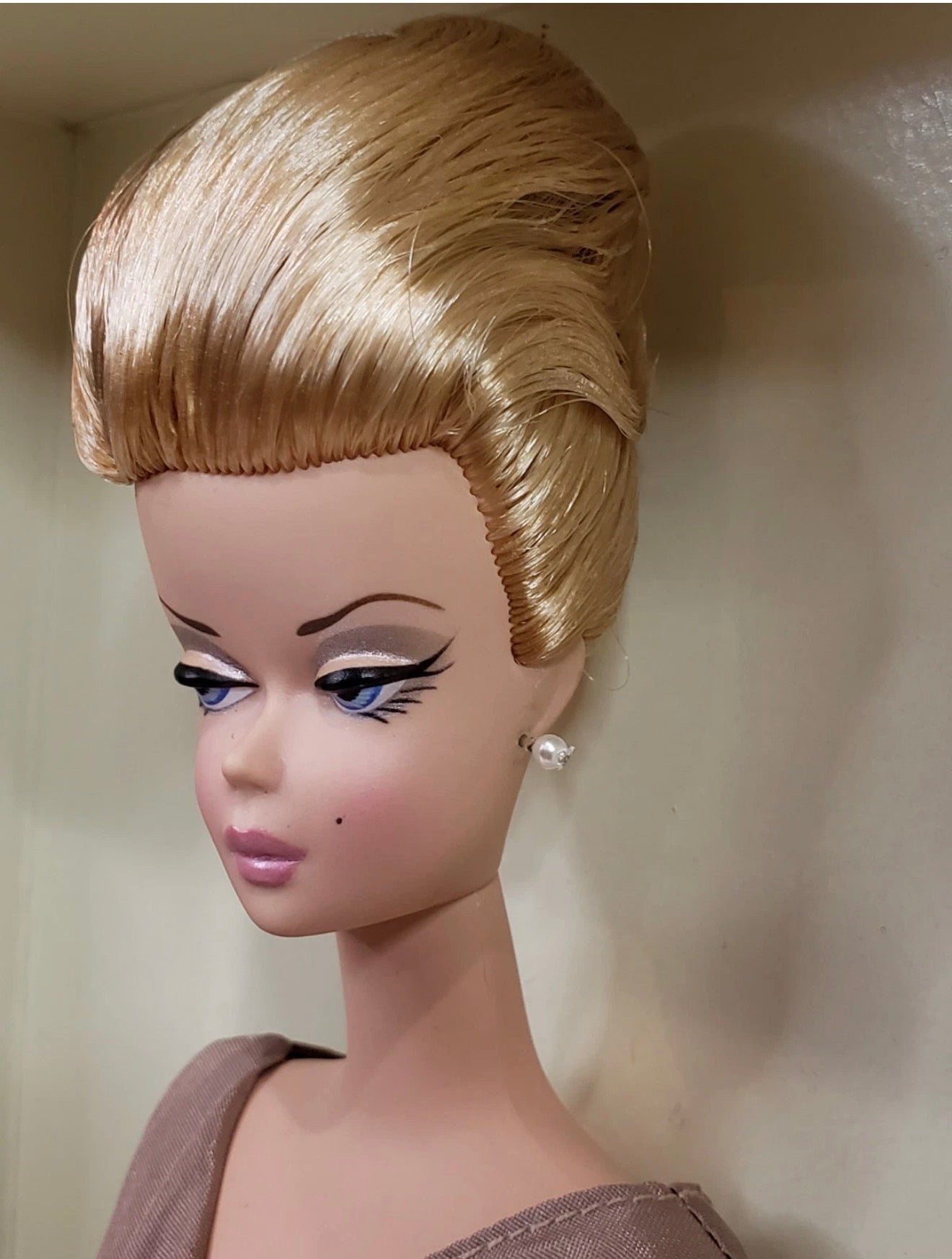 High Tea and Savories™ Barbie® Doll Giftset (2006)