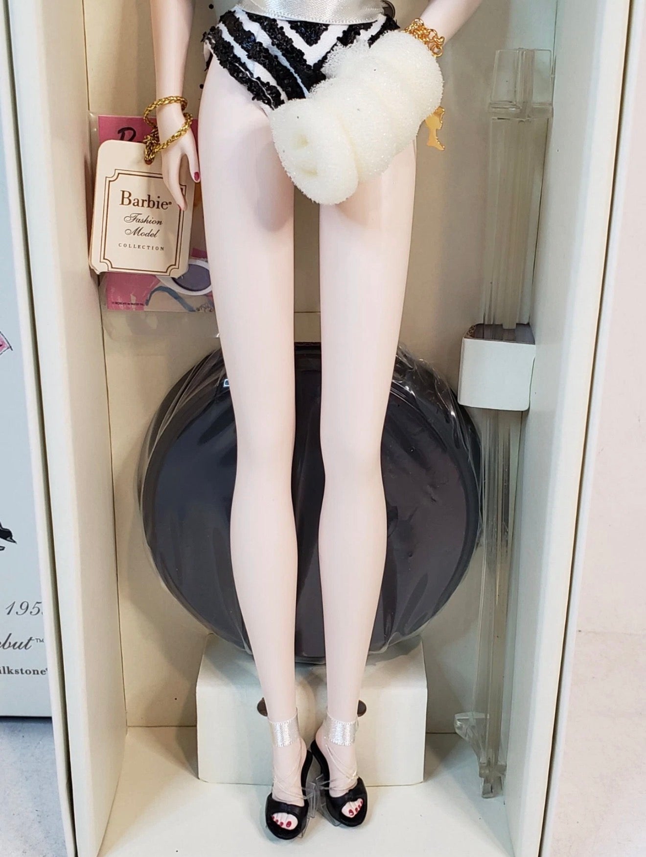 Debut™ Barbie® Doll-Caucasian (2009)