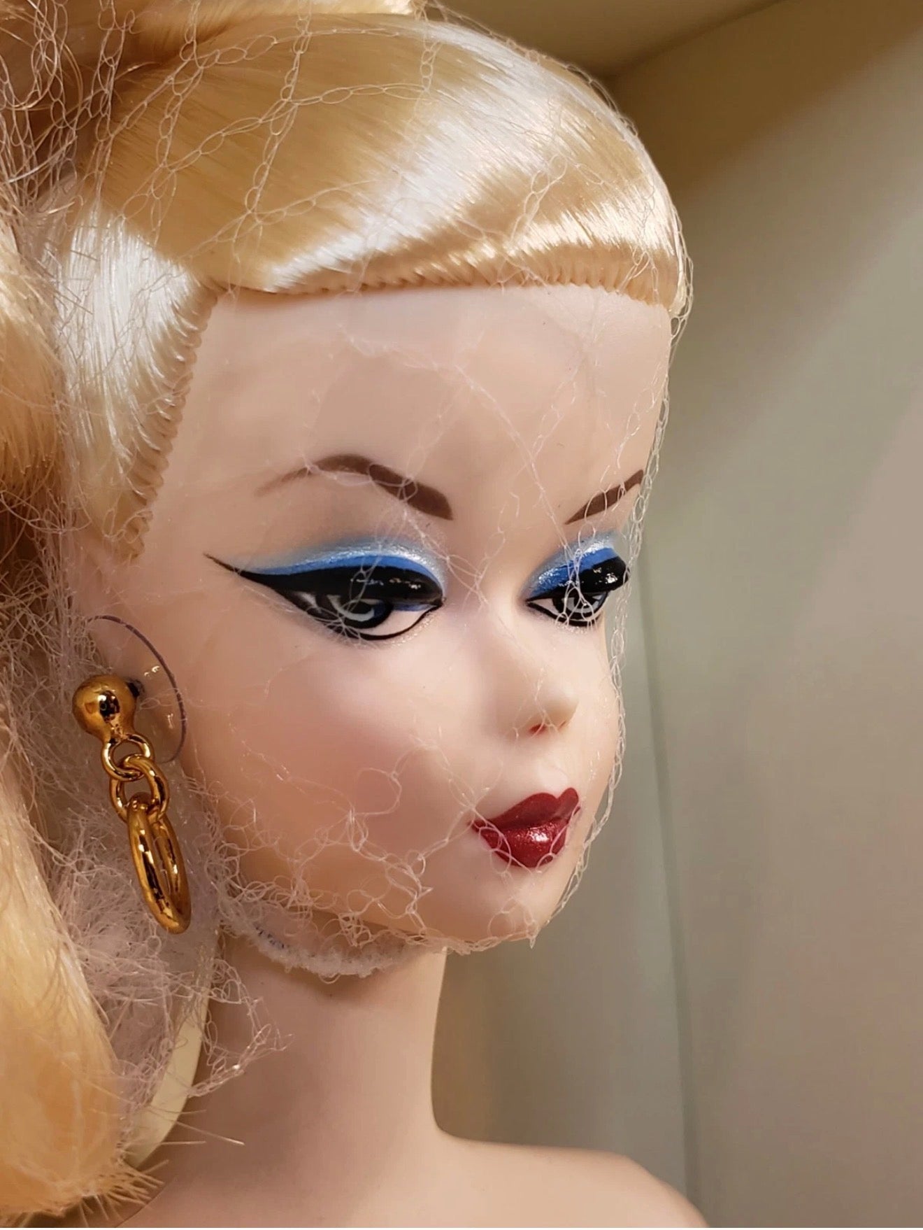 Debut™ Barbie® Doll-Caucasian (2009)