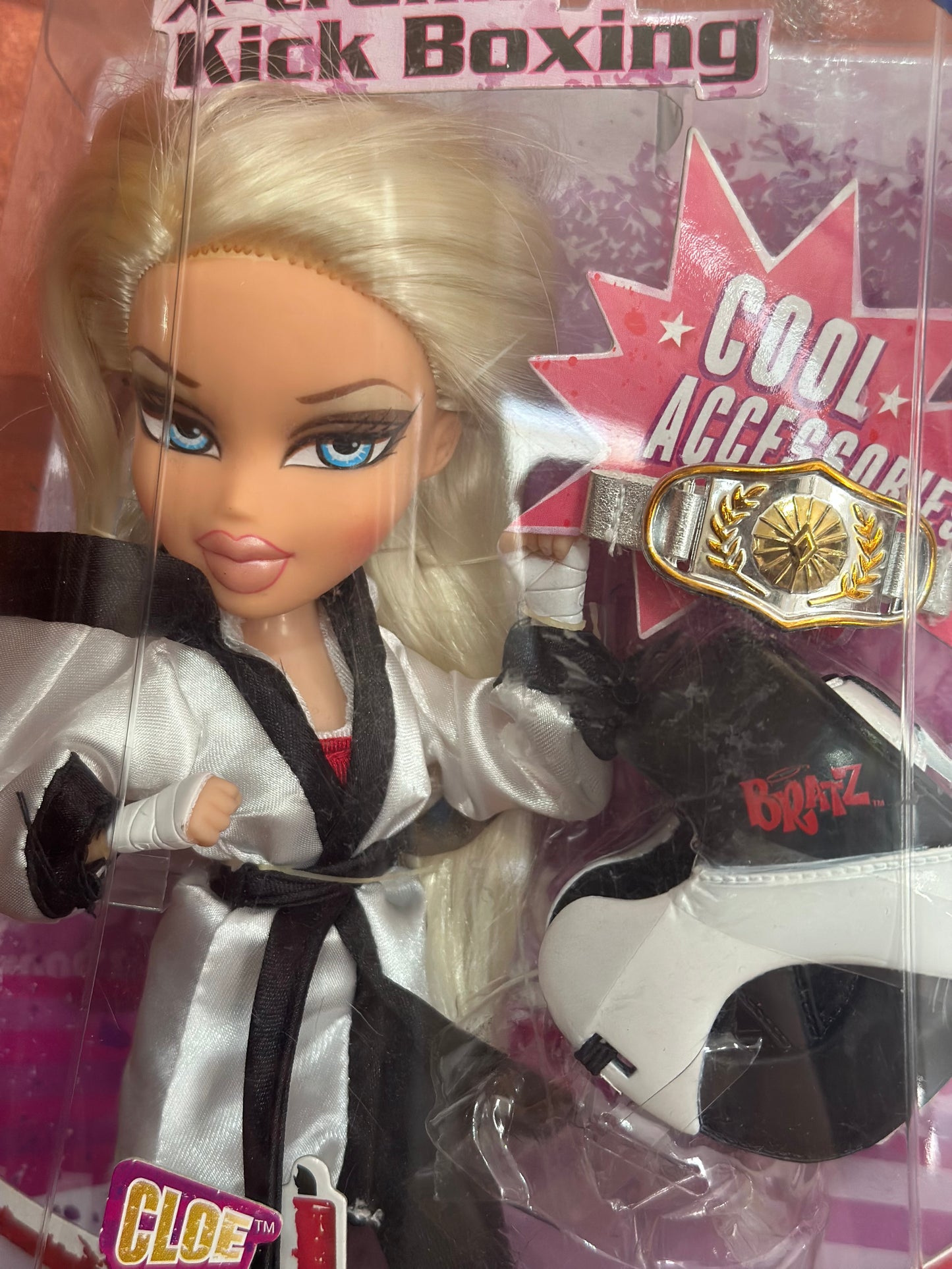 Play Sportz X-treme Kick Boxing Cloe (2008)