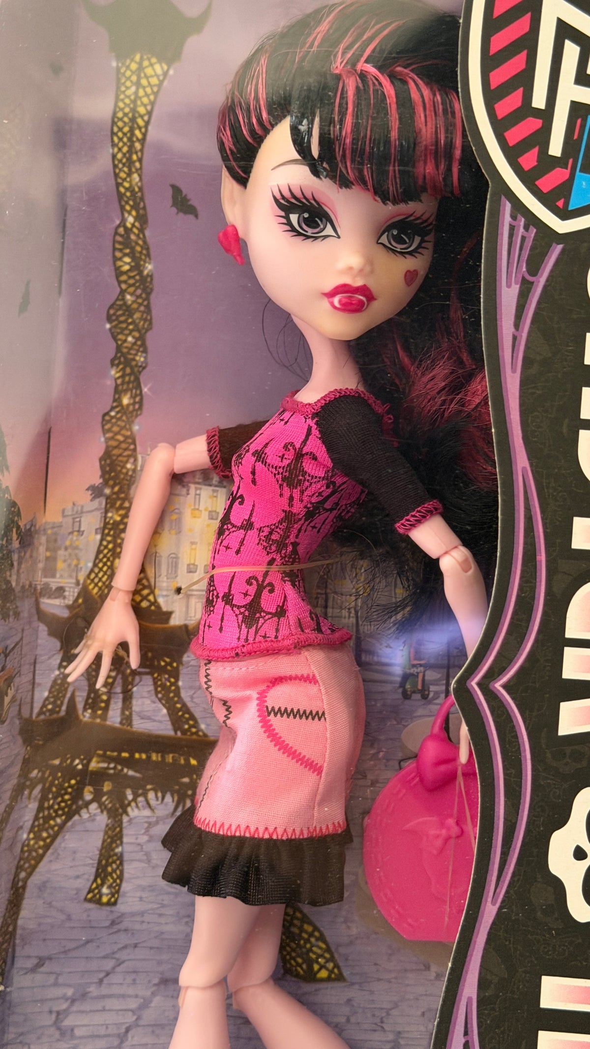 Monster High Scaris: City of Frights - Draculaura (2012)