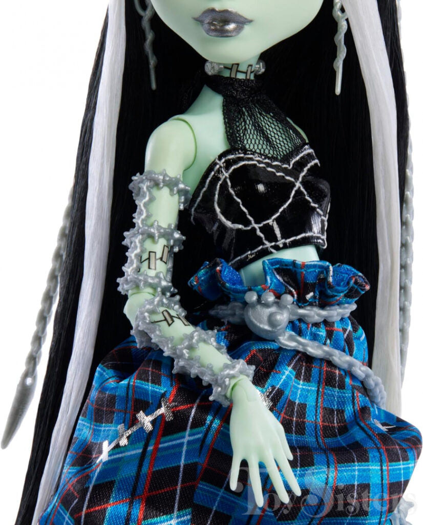 Monster High Stitched in Style-Frankie Stein (2023)