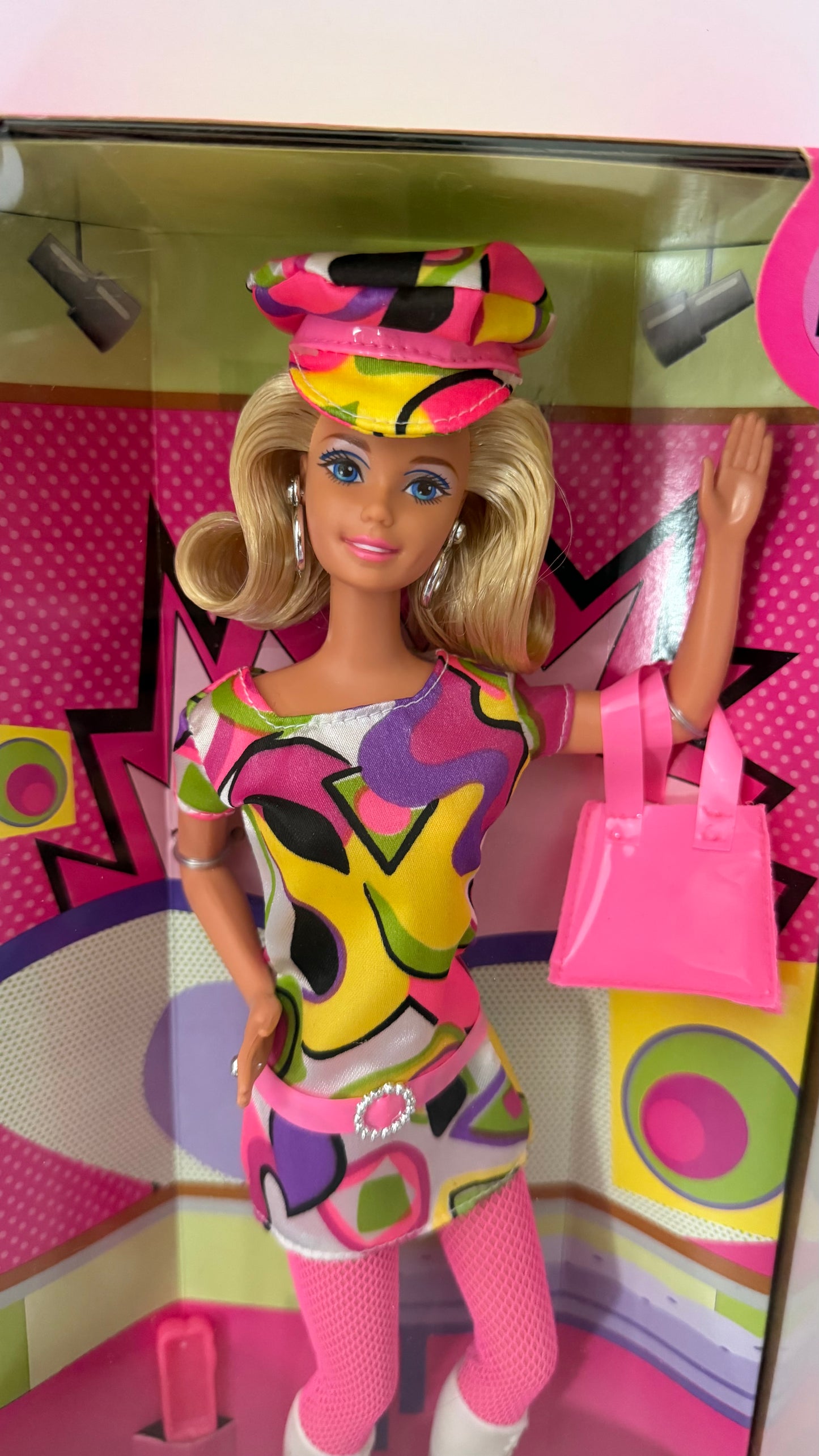 Sixties Fun Barbie Doll - Blonde (1997)