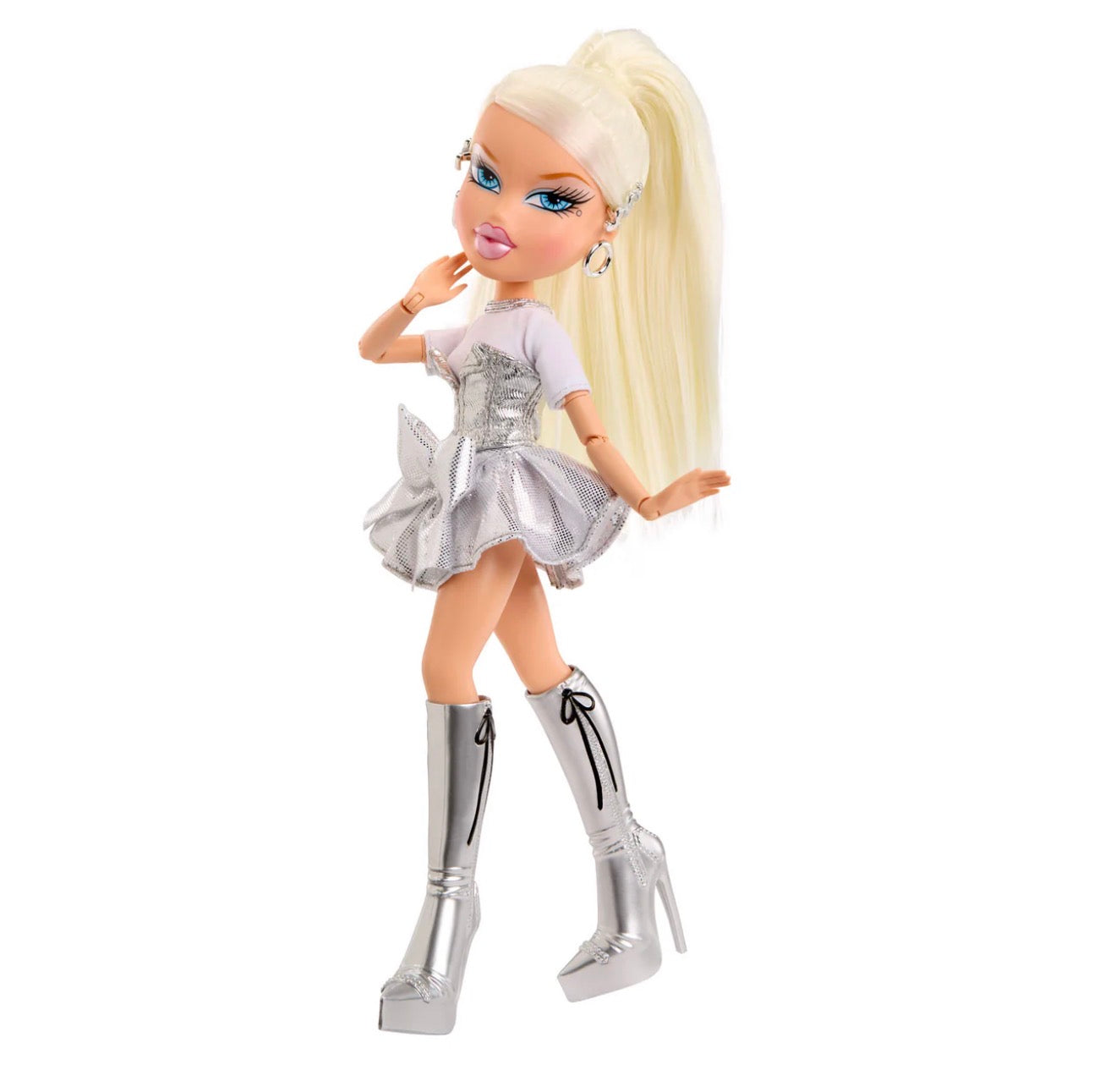 BRATZ CHARMZ DOLL - CLOE (2026)