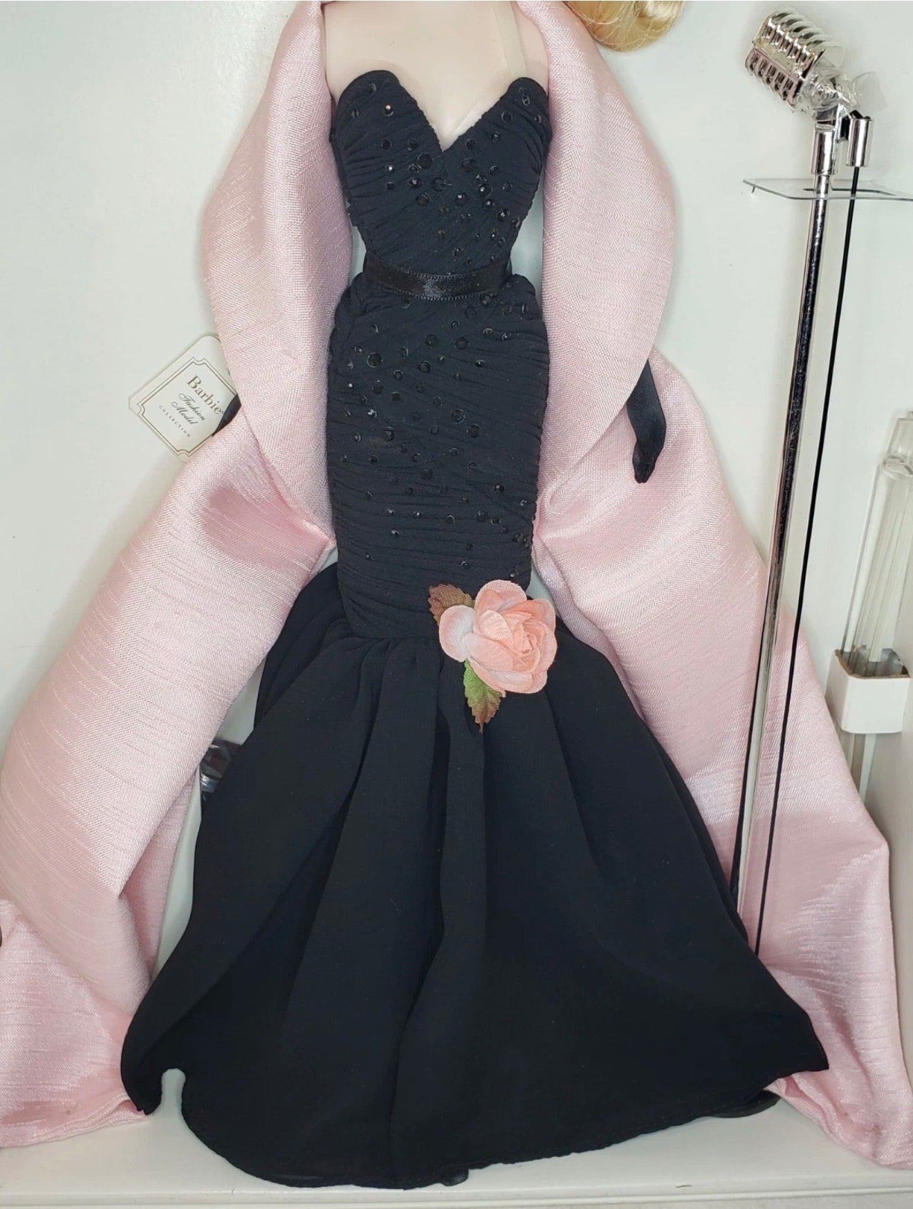 Stunning in the Spotlight™ Barbie® Doll (2009)