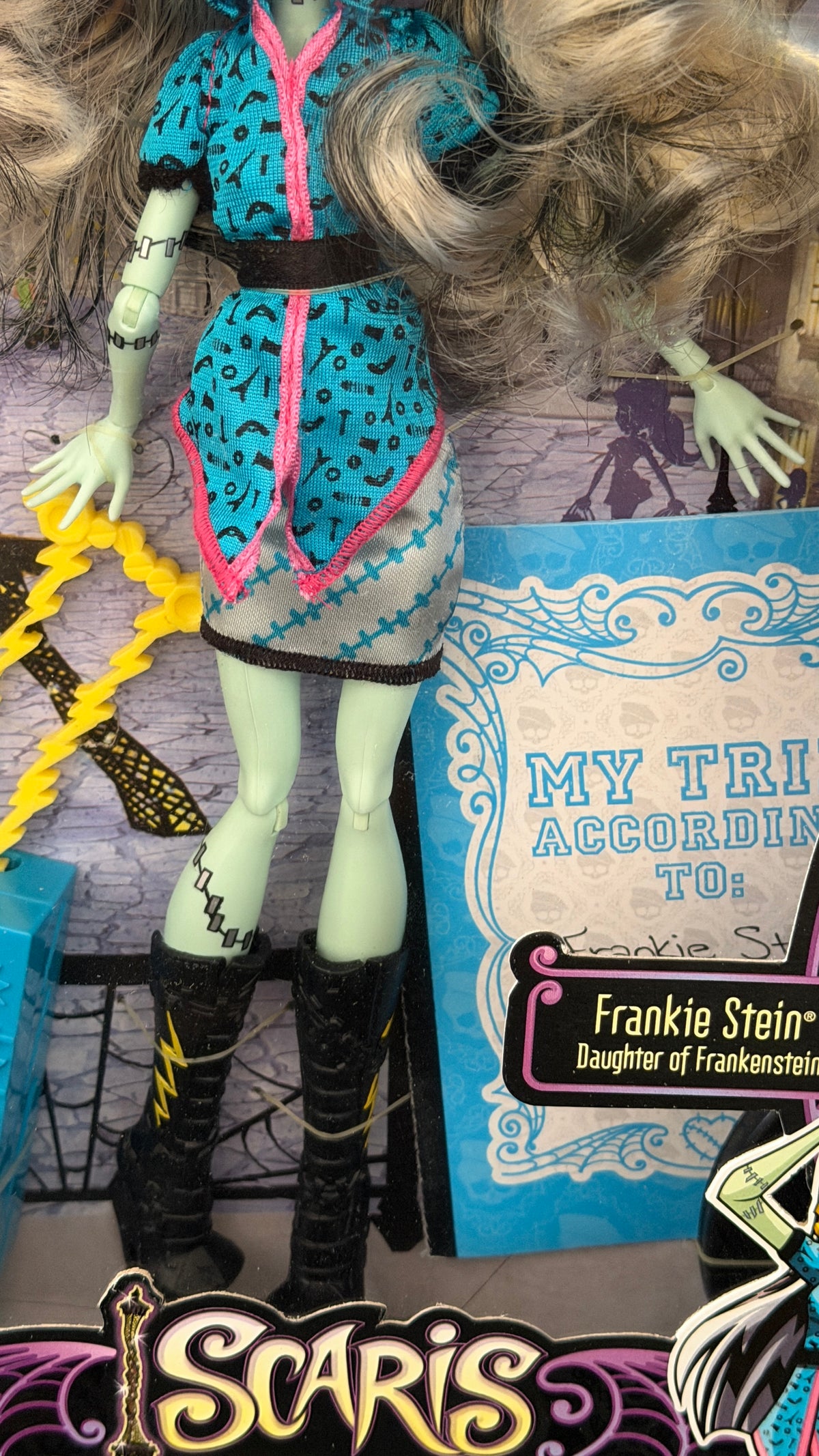 Monster High Scaris: City of Frights - Frankie Stein (2012)