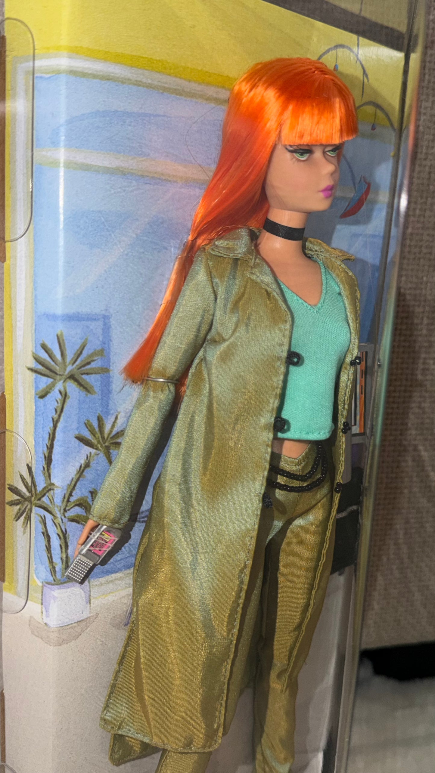 1 Modern Circle Barbie Doll (2003)