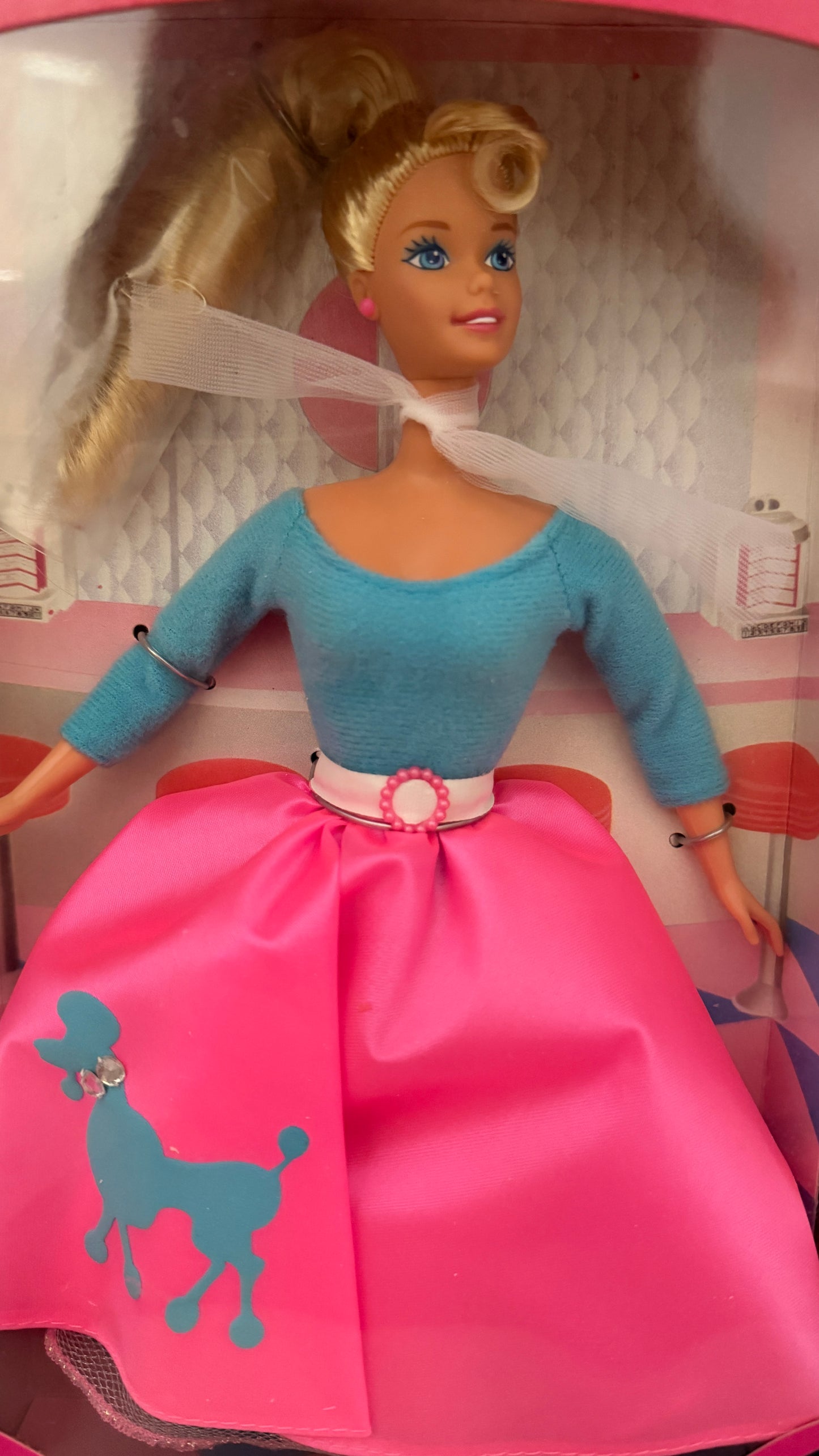 Fifties Fun Barbie Doll (1996)