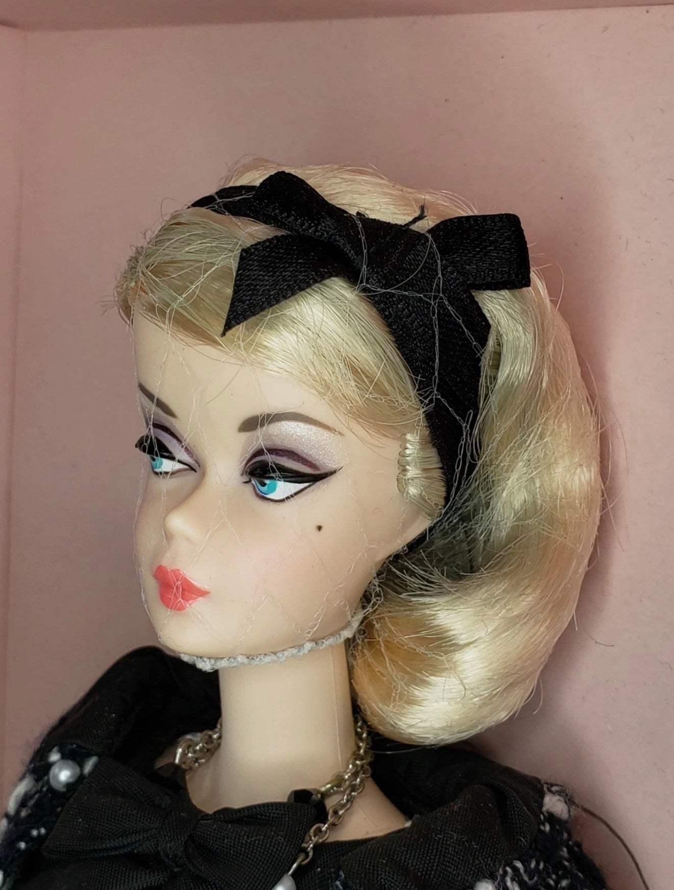 Bouclé Beauty™ Barbie® Doll (2015)