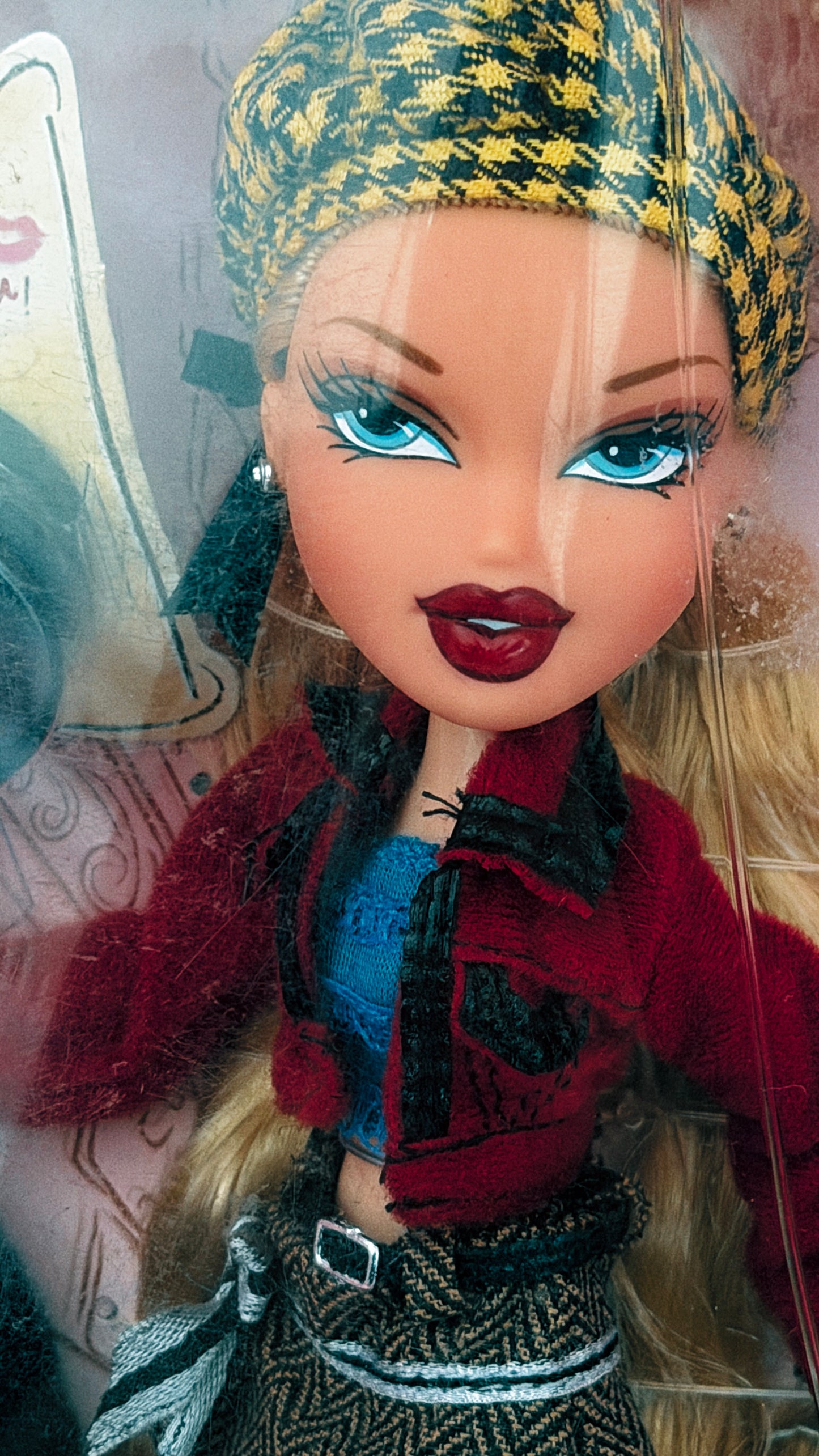 Bratz Ooh La La - Cloe (2005)