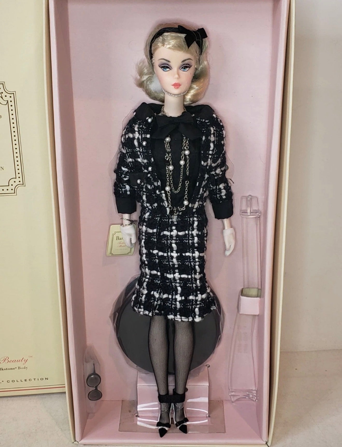 Bouclé Beauty™ Barbie® Doll (2015)