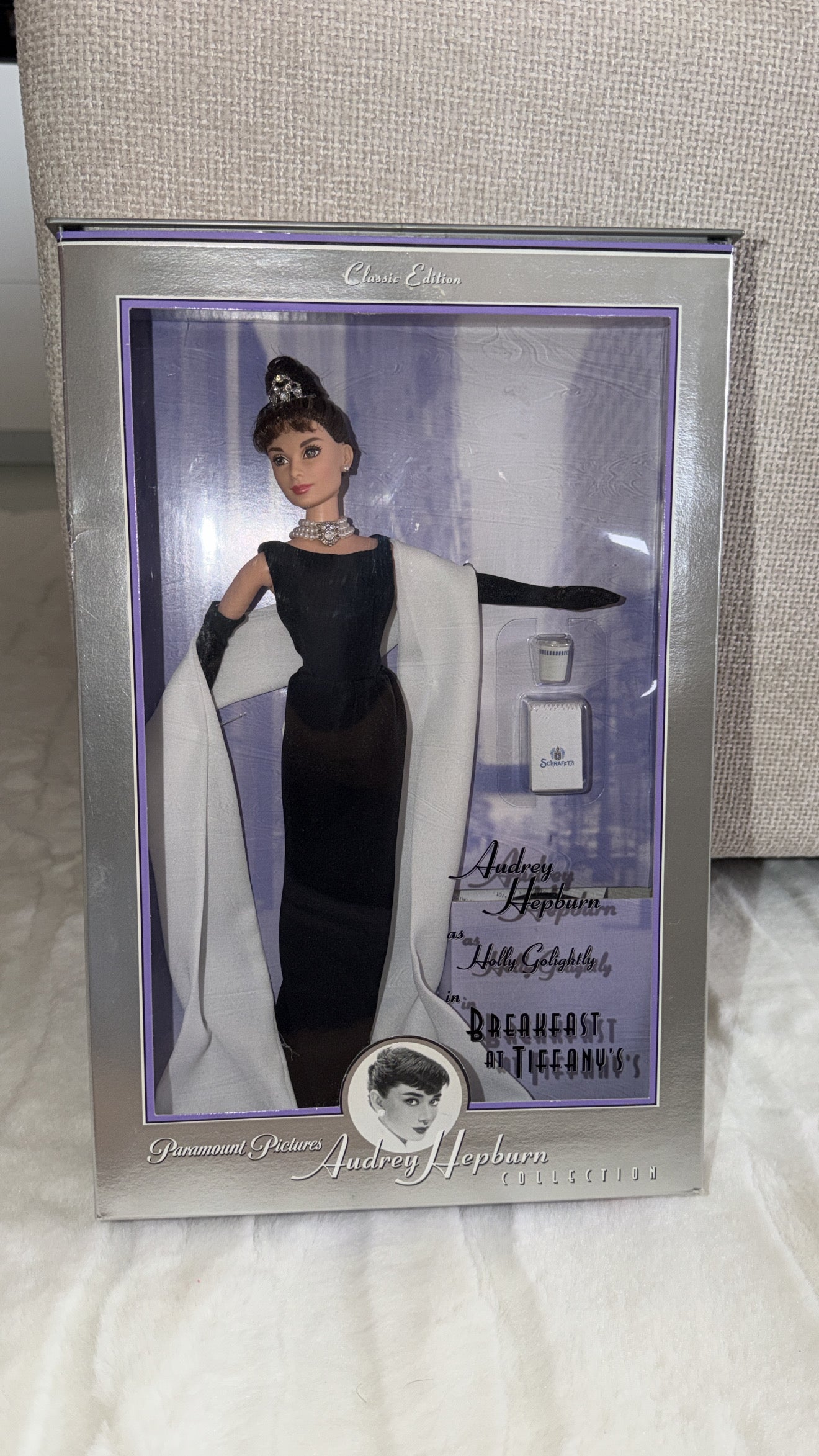 Audrey Hepburn as Holly Golightly Breakfast At Tiffany's Doll (1998)