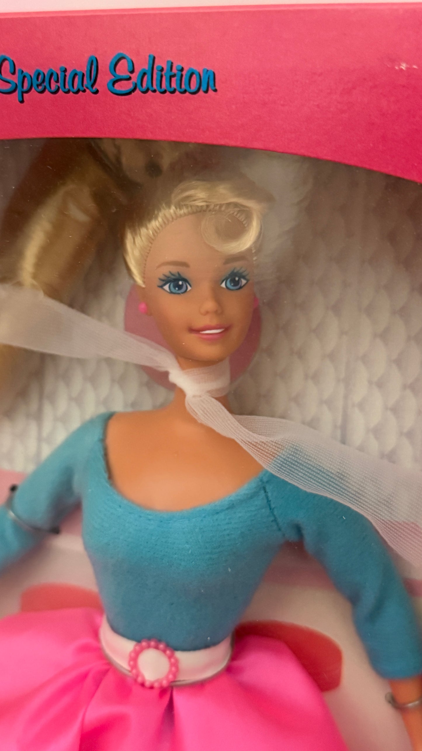 Fifties Fun Barbie Doll (1996)