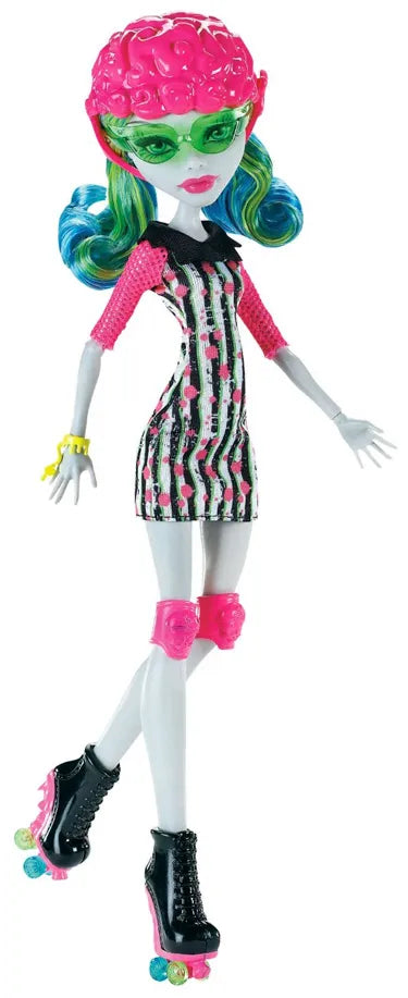 Monster High® Skultimate Roller Maze™ Ghoulia Yelps™ Doll (2012)