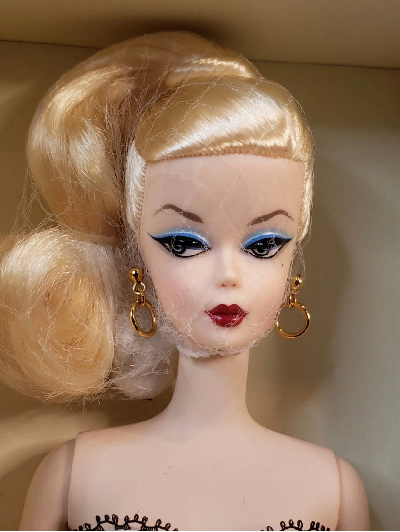 Debut™ Barbie® Doll-Caucasian (2009)