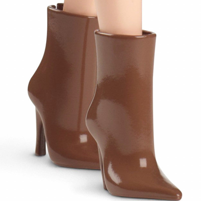 United Kingdom Barbie® Doll (2013)